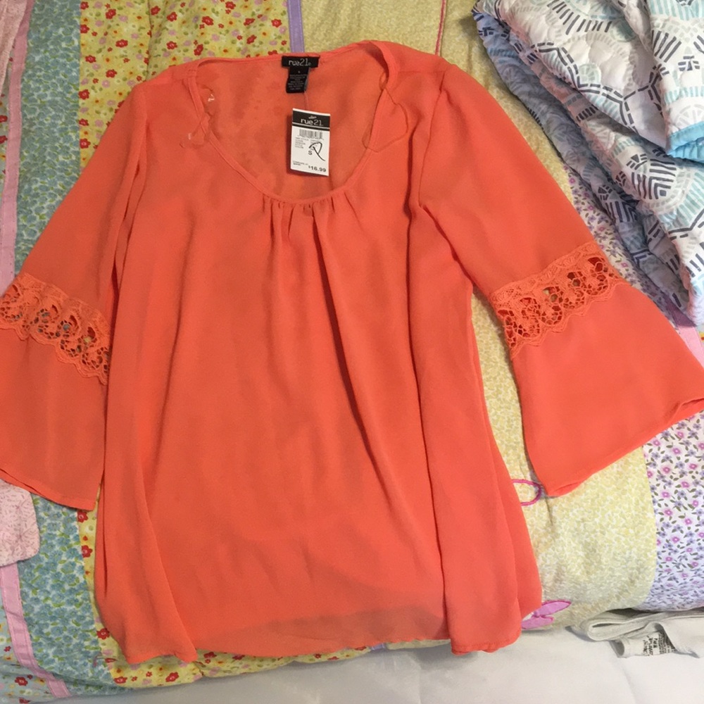 Long sleeve shirt